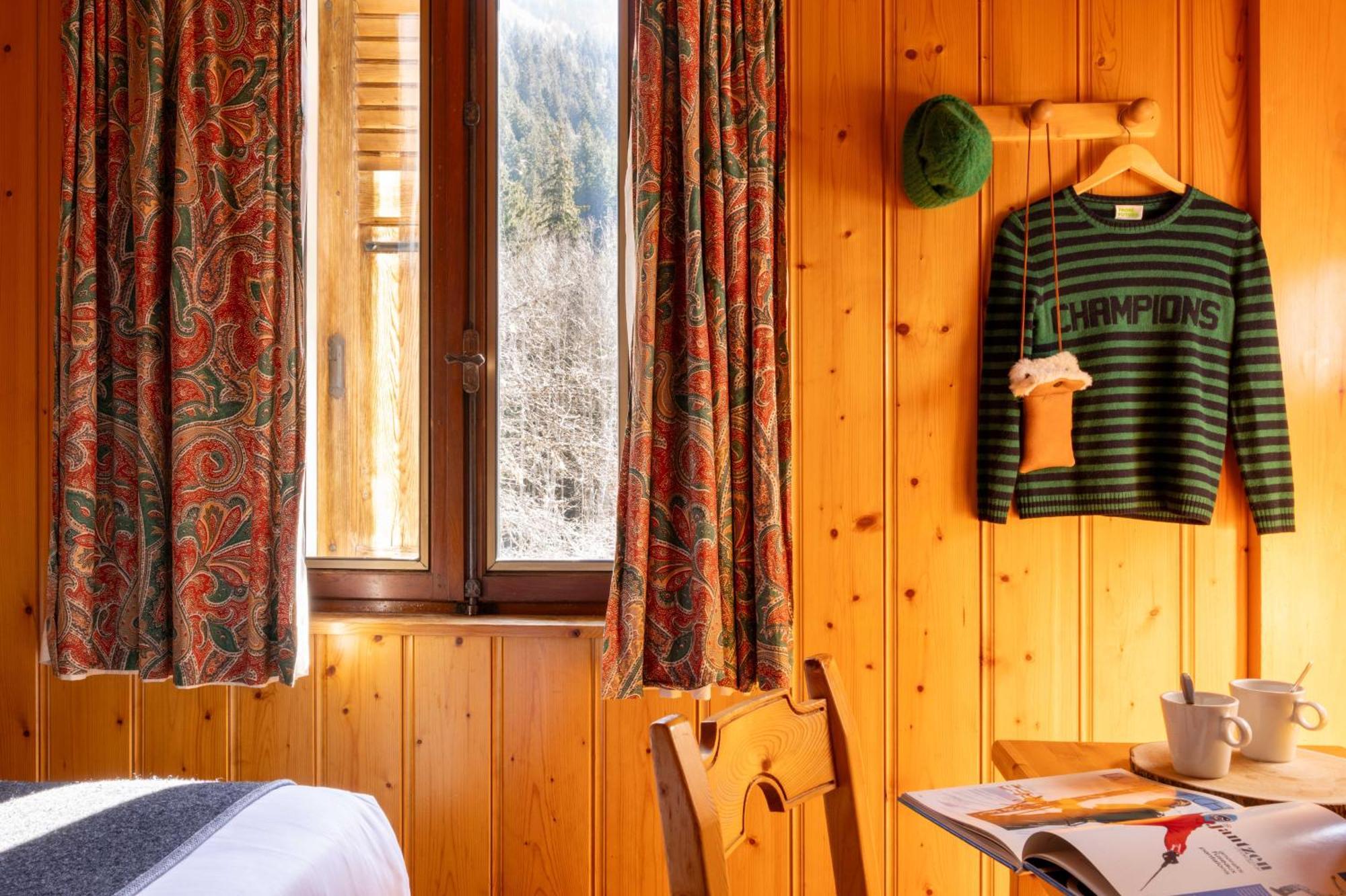 Double Room Mountain View